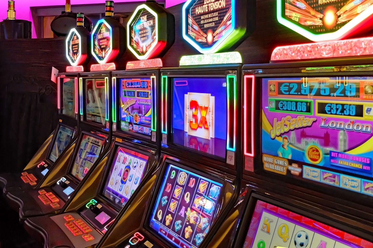 The iGaming Edge: How Smart Players Approach Slots, Poker, and Sports Betting